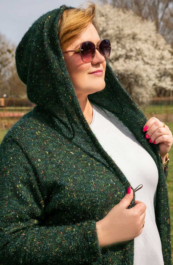 Dlhý sveter s kapucňou zelený melanž