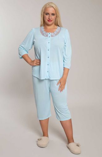 Modré pyžamo s čipkovaným lemom od značky Mewa
