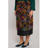 Rovná sukňa s farebnými štvorcami