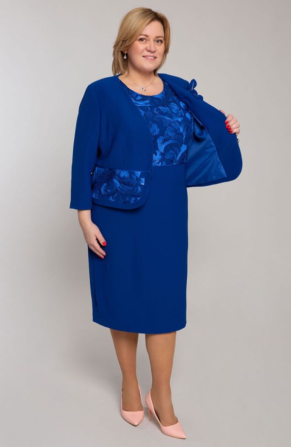 Formálny kostým v zafírovo modry modrej farbe