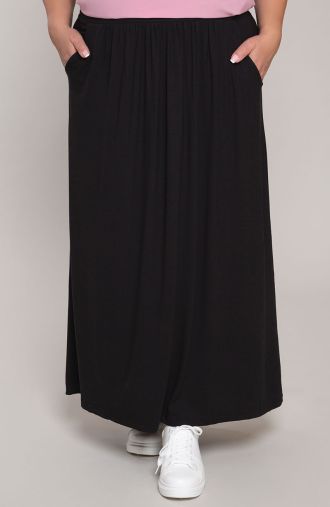 Čierna tepláková sukňa s vreckami