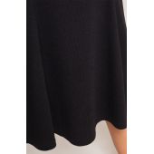 Úpletová sukňa v čiernej farbe