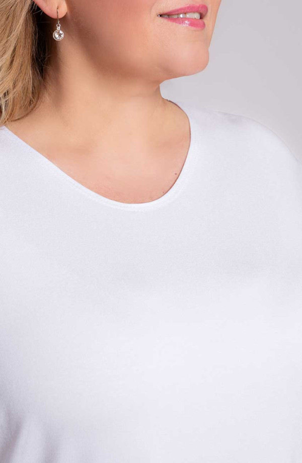 Biele tričko z hladkého úpletu plus veľkosti s krátkym rukávom | Módne veľké veľkosti