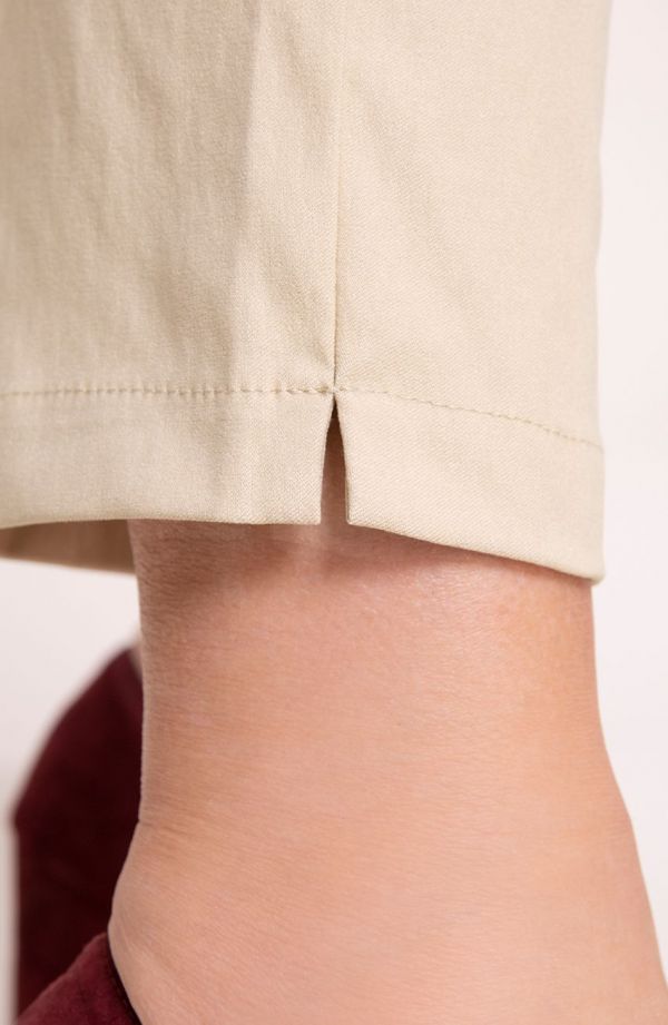 Béžové sieťované nohavice s extra vysokým vzrastom