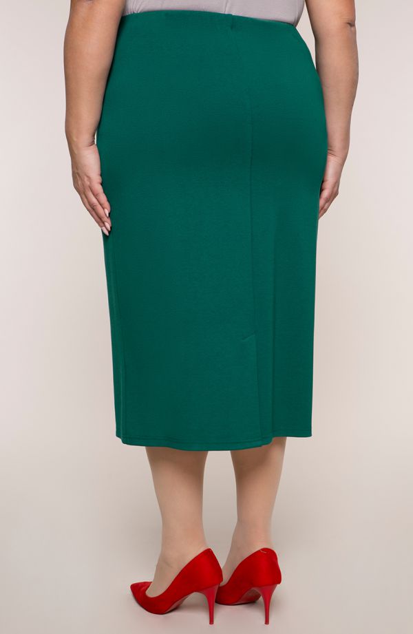 Dlhšia elegantná sukňa v zelenej farbe