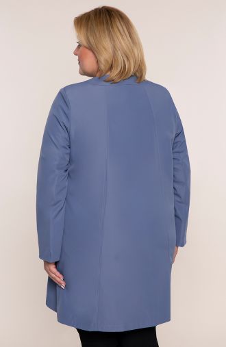 Elegantný modrý kabát