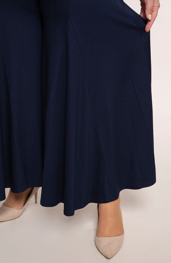Granatowe spódnico-spodnie damskie plus size z dzianiny