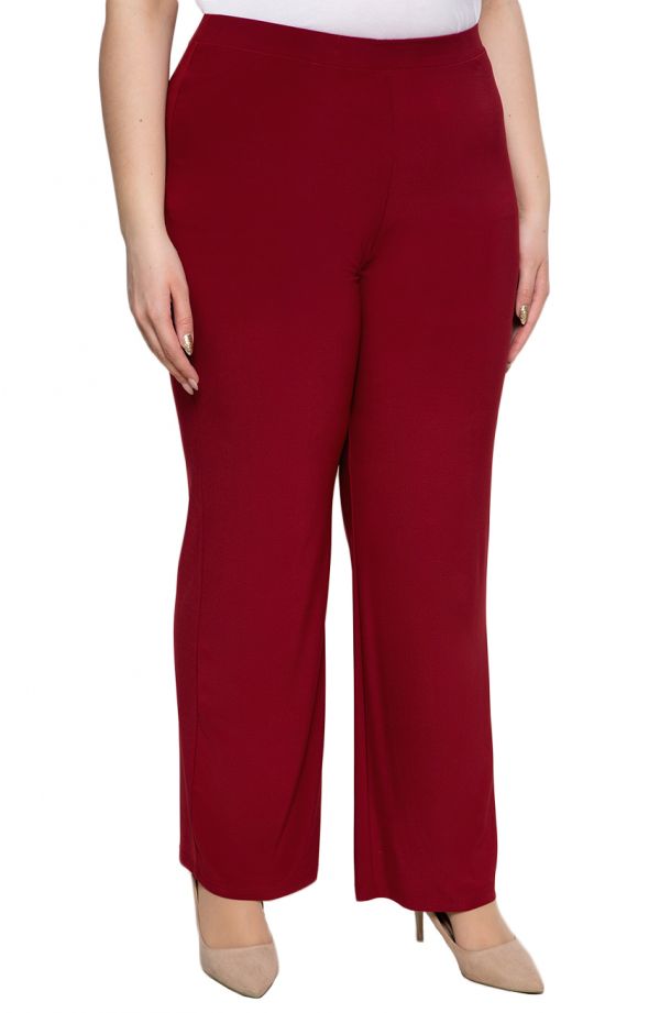 Wizytowe spodnie plus size dla puszystych w kolorze czerwonego wina