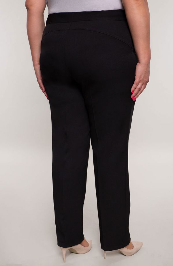 Formálne plus size  nohavice pre plnoštíhle dámy v čiernej farbe