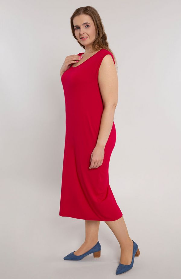 Hladké rovné šaty v červenej farbe